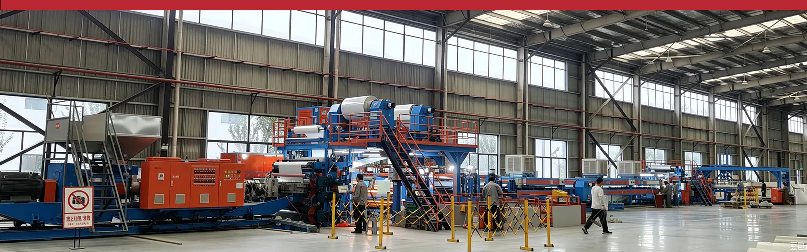 Ekstrüzyon Tipi Sıfır Su Emici A2 Yanmaz Metal (Alüminyum）Kompozit Panel Üretim Hattı